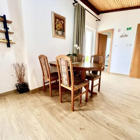 Oasis Loft Close To Rab Old Town Apartamento *